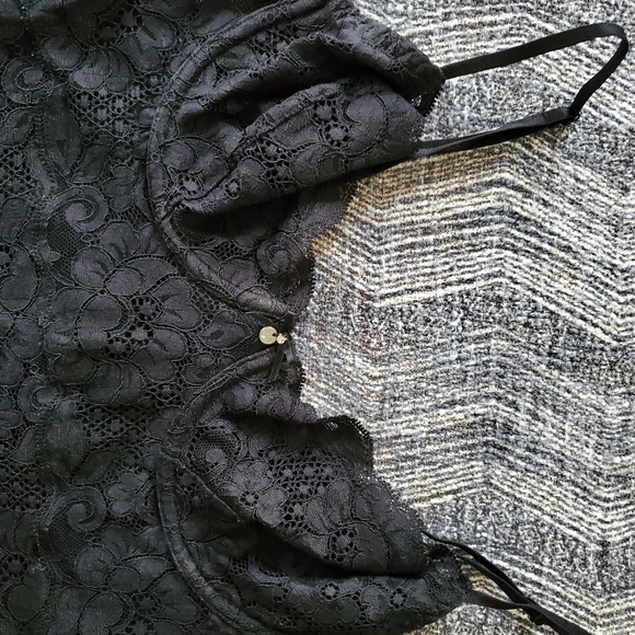 Lace bralette tank - Picture 3 of 3